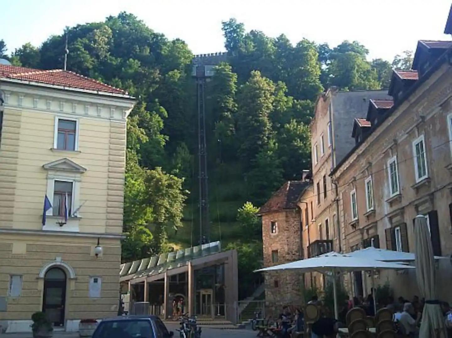 Under The Castle Apartments Ljubljana Exterior foto